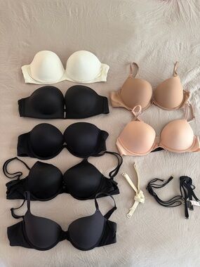 7 Bras Set (Victoria’s Secret & Skims) - Black, White, Nude (7)